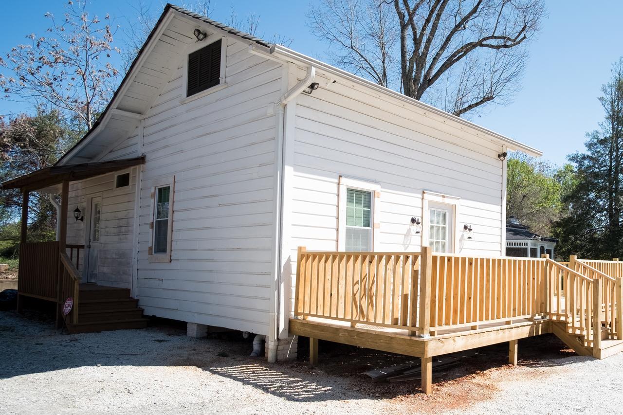 Swamp Rabbit Inn Travelers Rest Eksteriør bilde