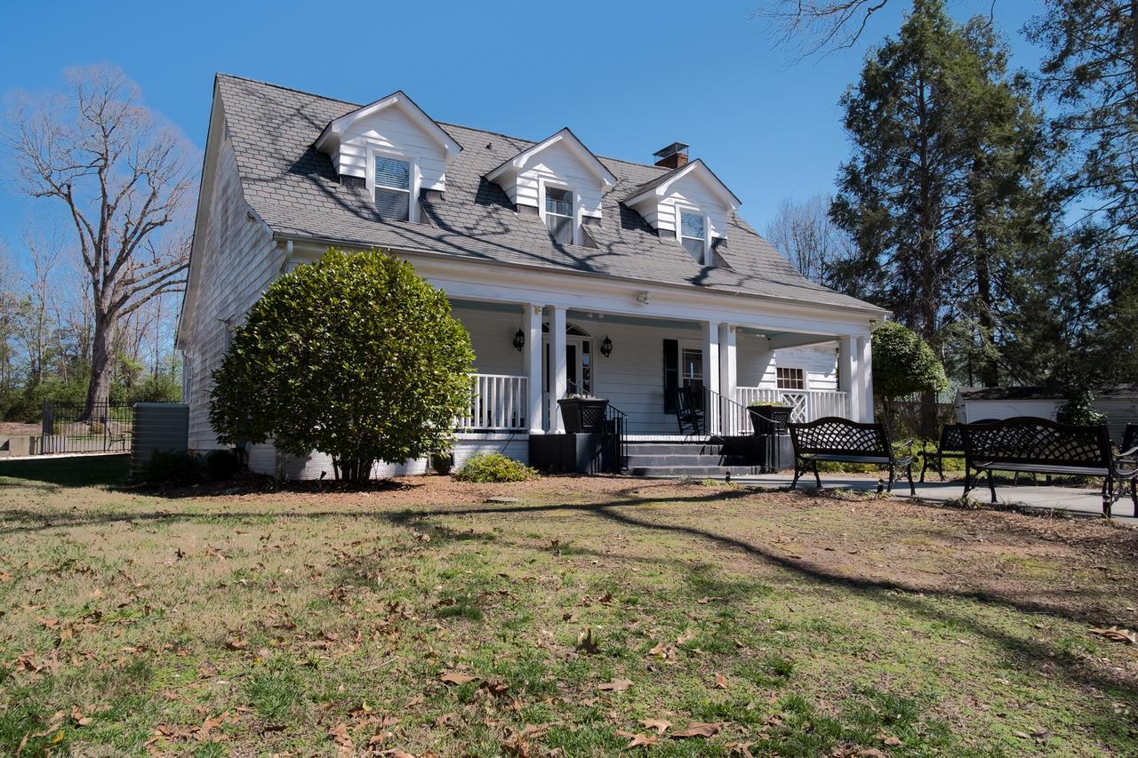Swamp Rabbit Inn Travelers Rest Eksteriør bilde