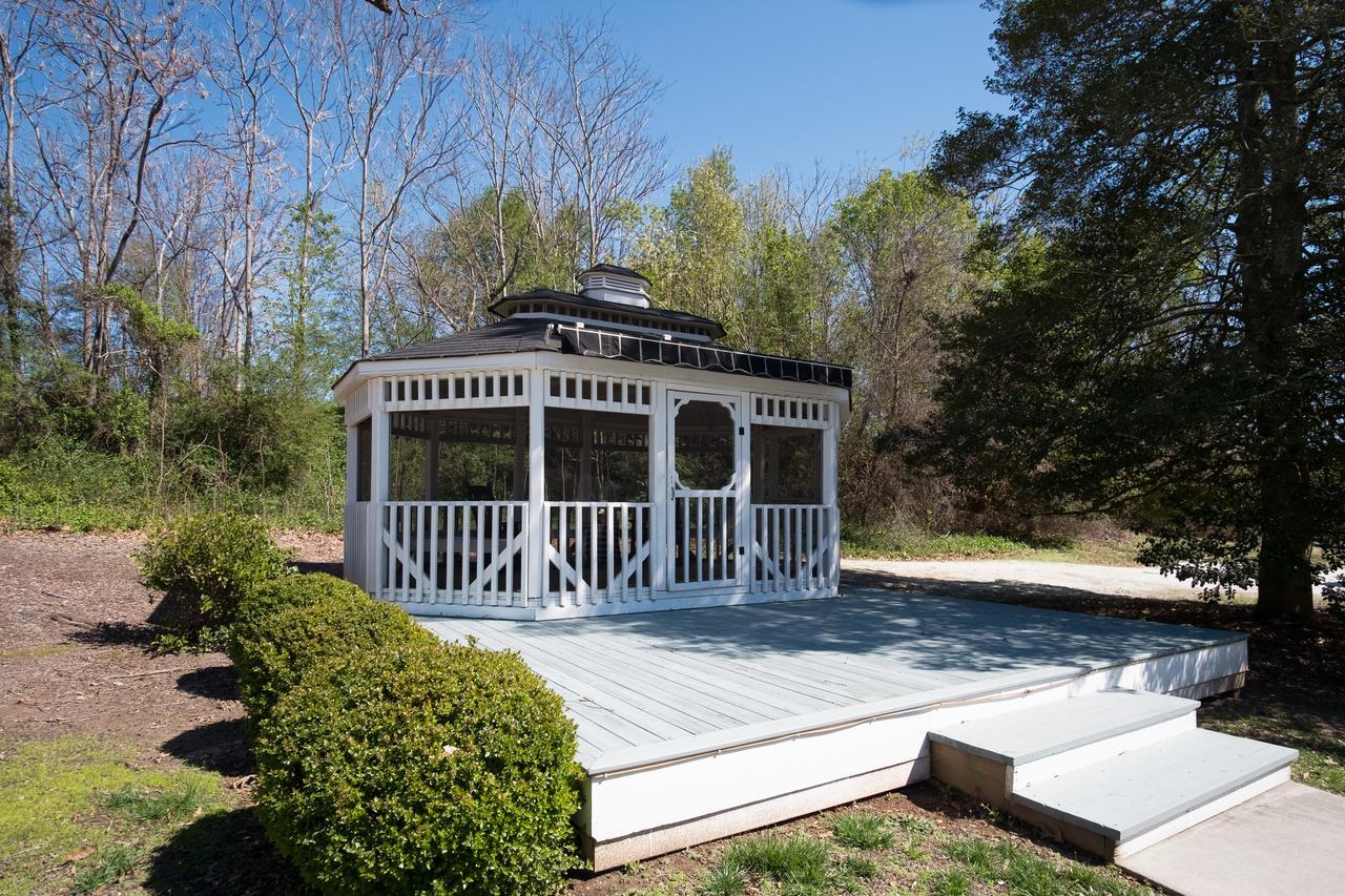 Swamp Rabbit Inn Travelers Rest Eksteriør bilde